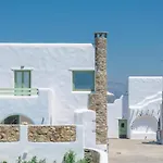 My Naxos Iiii * Naxos City